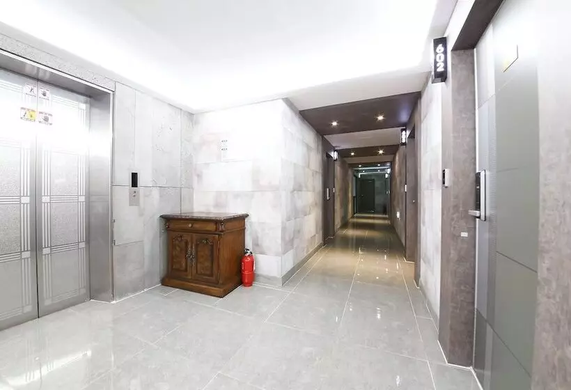 Motelli Jinju Caribe