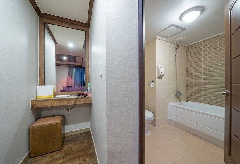 Мотель Sokcho Premier