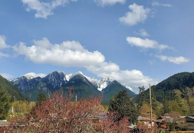 Majatalo Bush House Inn