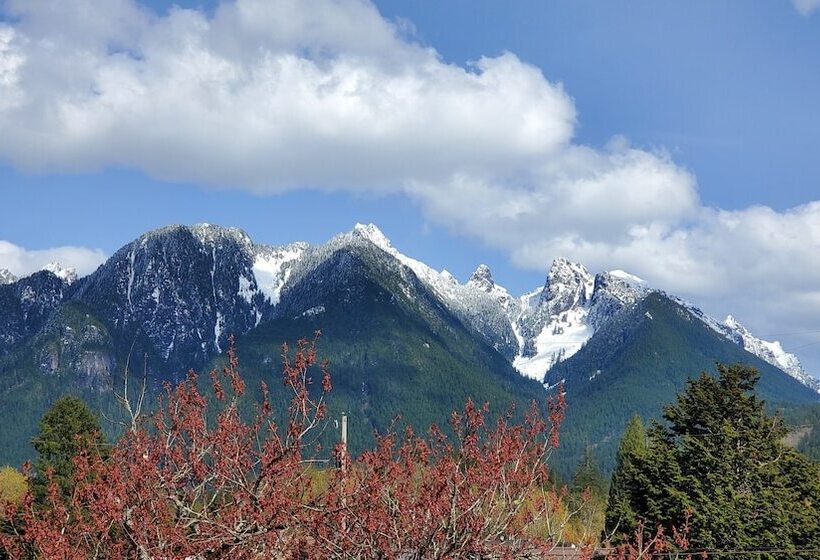 펜션 Bush House Inn