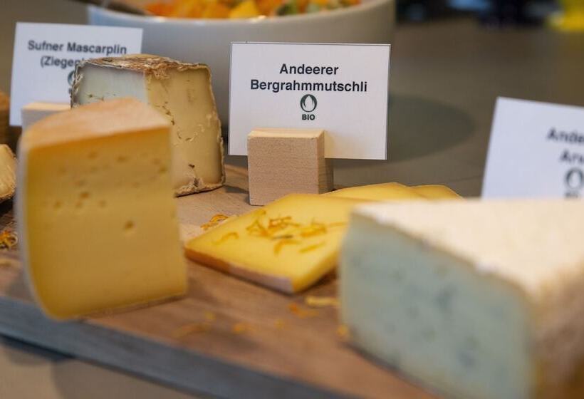 بنسيون Pensiun Laresch