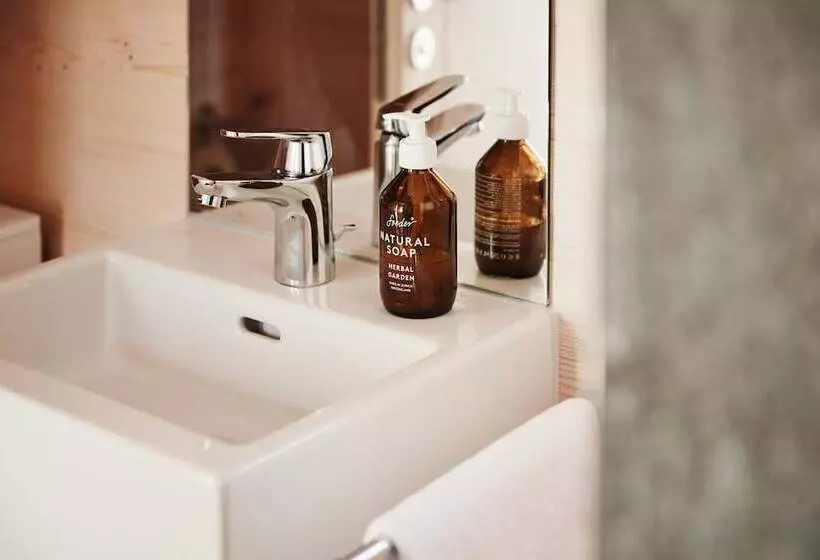 Majatalo Pensiun Laresch