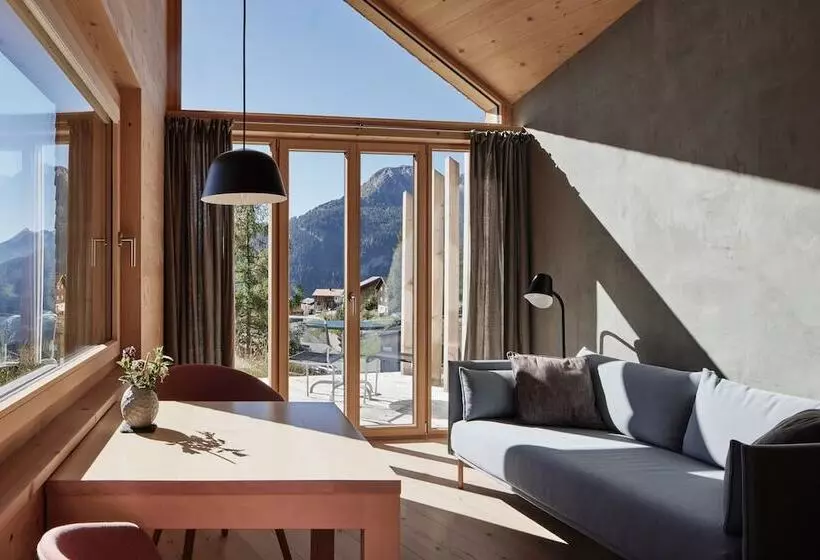 Majatalo Pensiun Laresch