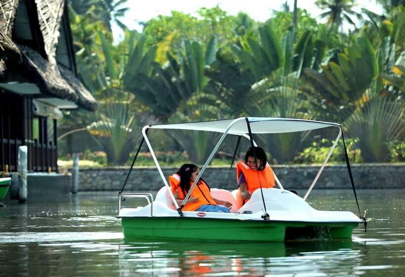 Plumeria Lake Resort & Spa