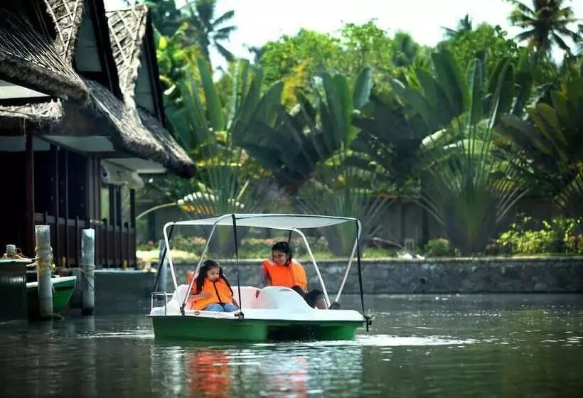 Plumeria Lake Resort & Spa