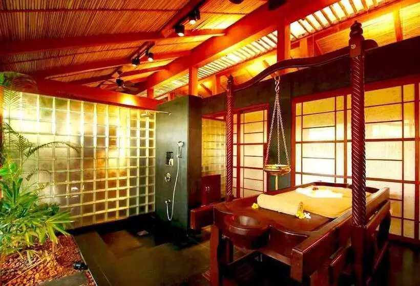 Plumeria Lake Resort & Spa