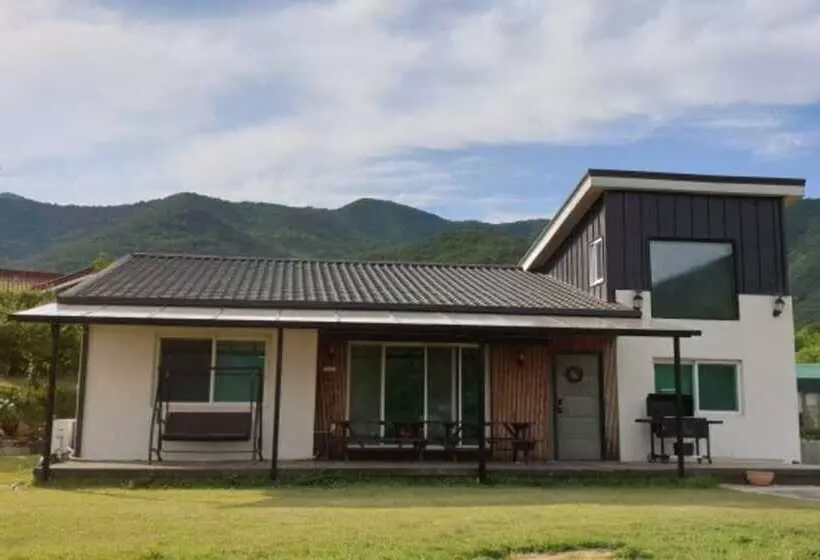 Pohang Haneulbyeoliyagi Pension