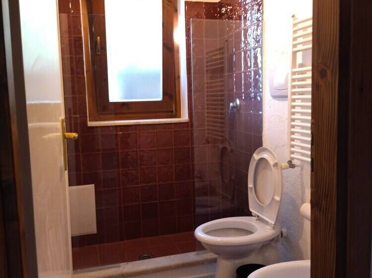 Unique Countryside Loft Room, Near Naples