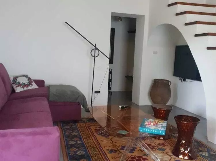 Unique Countryside Loft Room, Near Naples