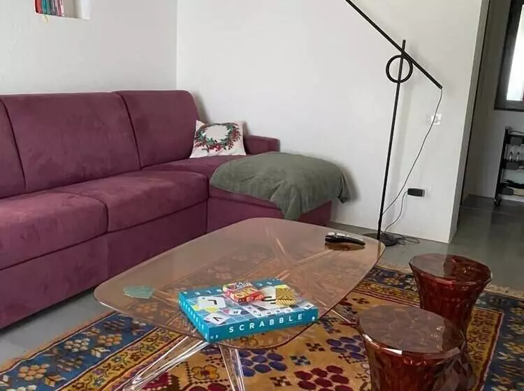 Unique Countryside Loft Room, Near Naples