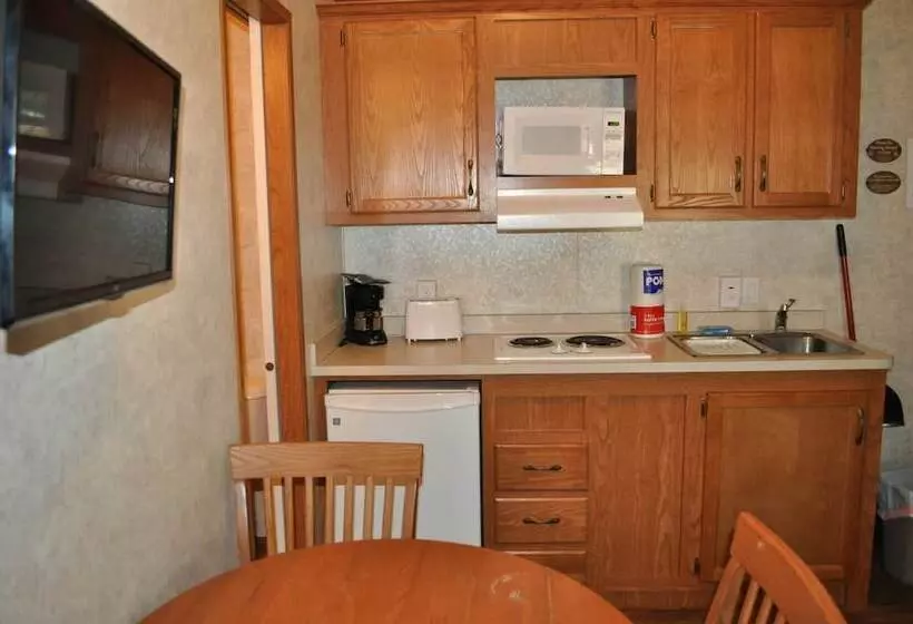 Camp Cardinal Gloucester Point