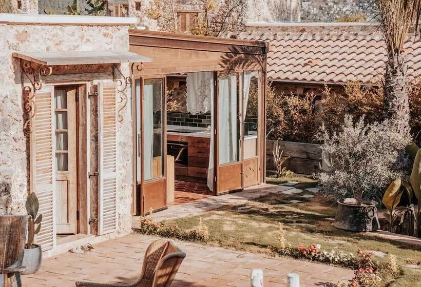 Hotelli Kassandra Heritage