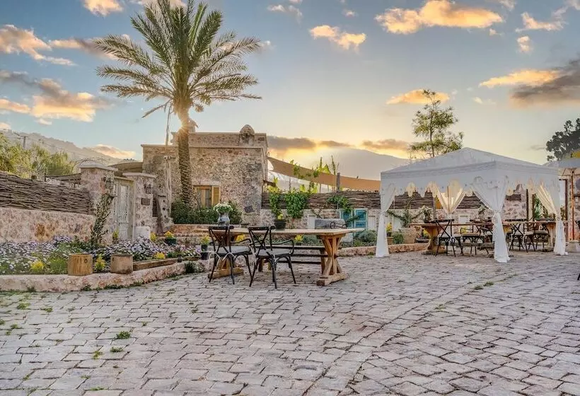 Hotelli Kassandra Heritage