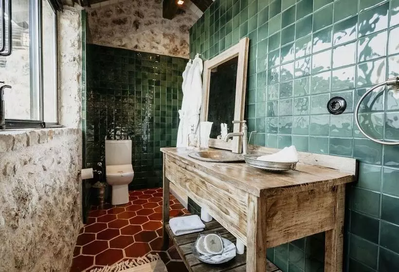 Hotelli Kassandra Heritage