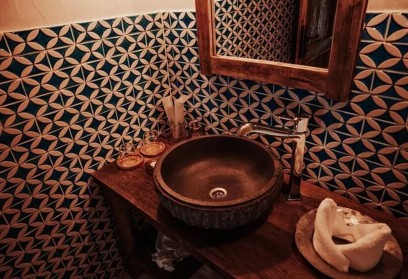 Hotelli Kassandra Heritage