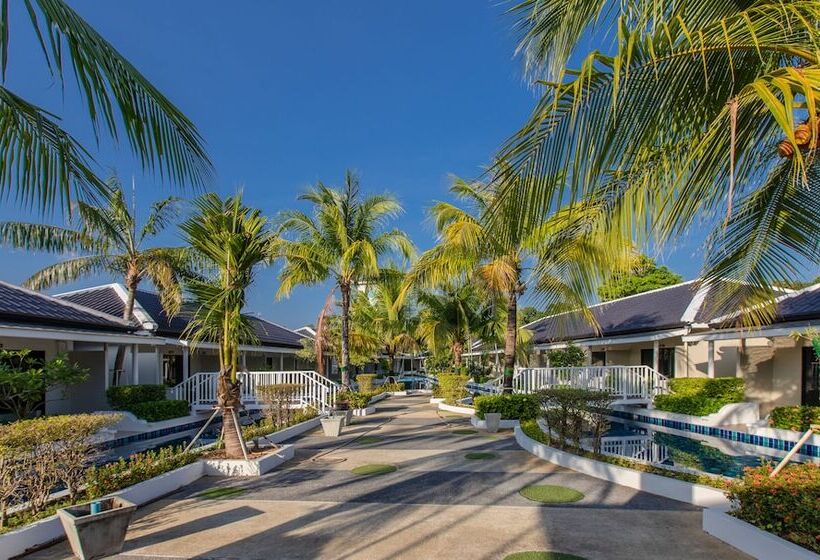 ホテル Blu Boat Pool Access Resort