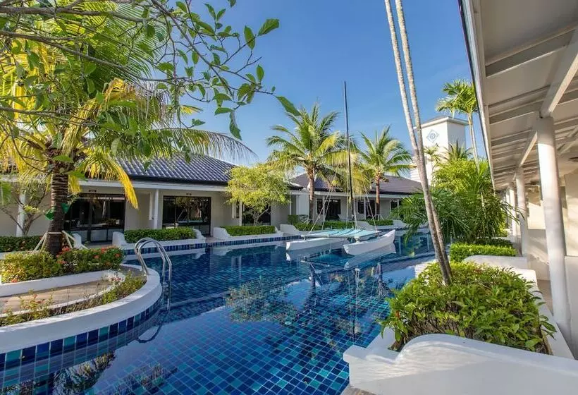 ホテル Blu Boat Pool Access Resort
