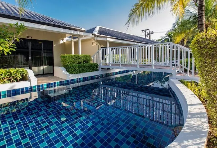 ホテル Blu Boat Pool Access Resort