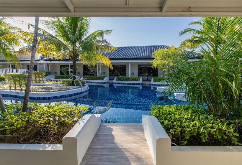 ホテル Blu Boat Pool Access Resort