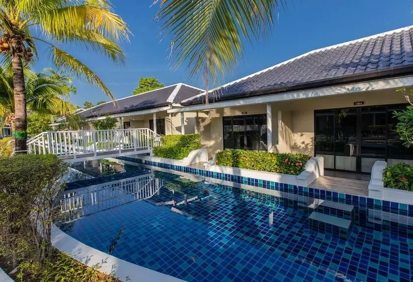 ホテル Blu Boat Pool Access Resort