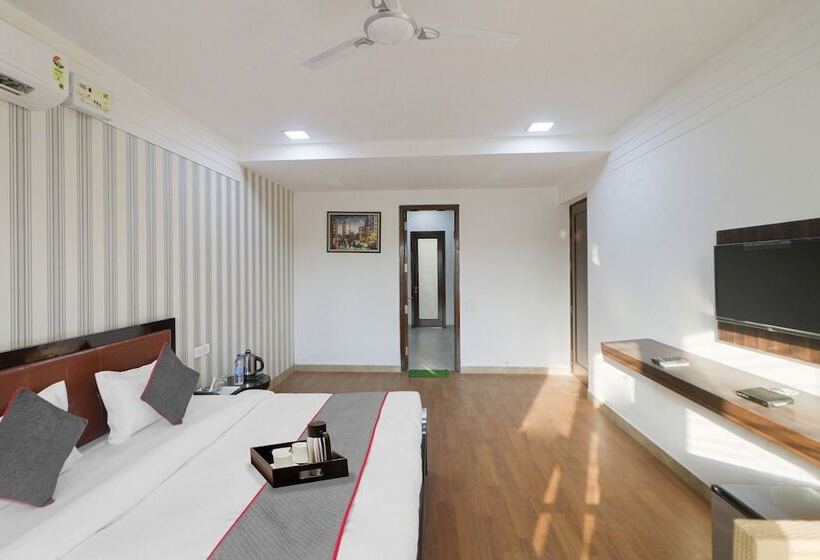 Отель Dreamz Hospitality 2