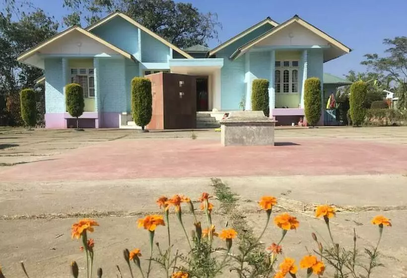 ホテル Goroomgo Eco Haritage Villa Imphal