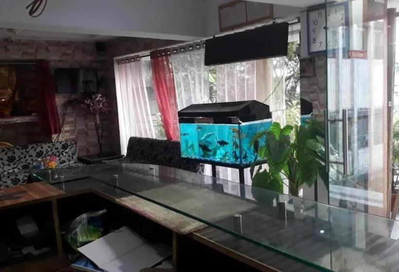 Goroomgo Mayagiri Hotel Patna