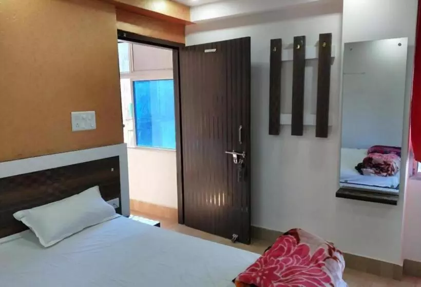 Goroomgo Mayagiri Hotel Patna