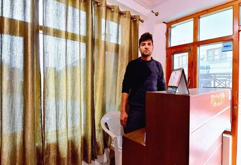 ホテル Goroomgo Tara Cottage Manali