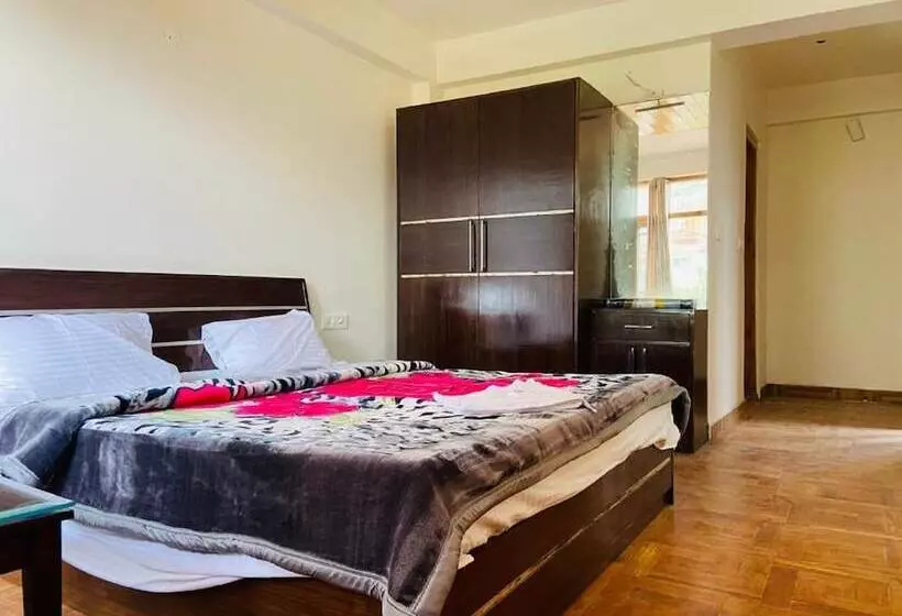 ホテル Goroomgo Tara Cottage Manali