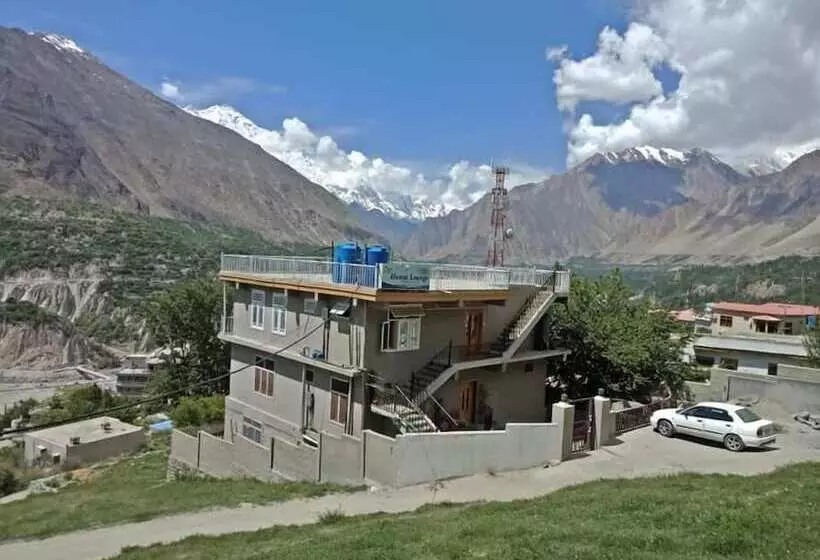 هتل Hunza Lounge