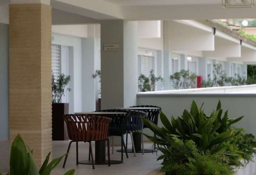 בית מלון כפרי Kairos Resort