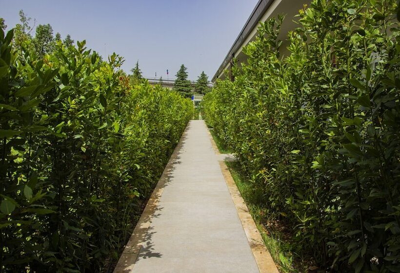 בית מלון כפרי Kairos Resort