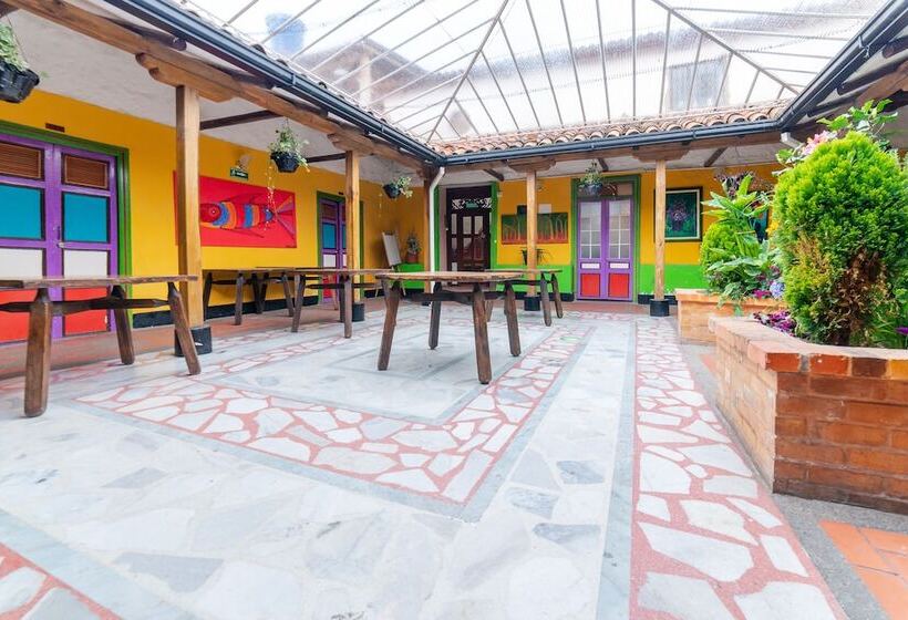 هتل Kolonial Tunja