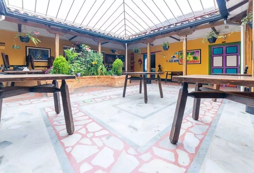 ホテル Kolonial Tunja