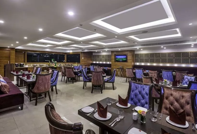 هتل Lords Inn Chandigarh Zirakpur
