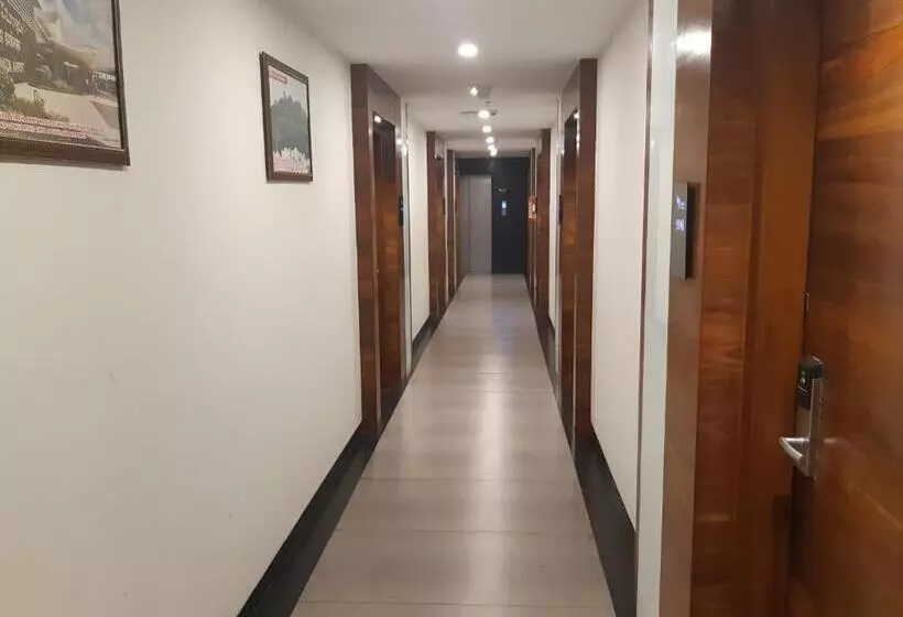 ホテル Namo Residency