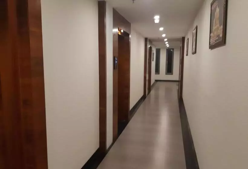 ホテル Namo Residency