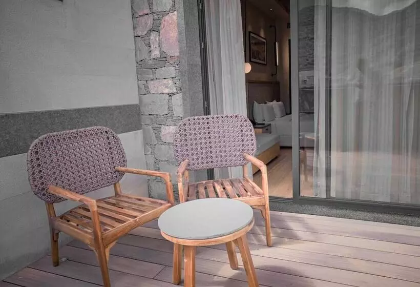 ホテル Pushkara Resort And Spa