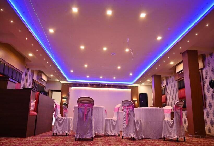 בית מלון כפרי Silver Land New Digha