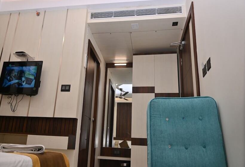 בית מלון כפרי Silver Land New Digha