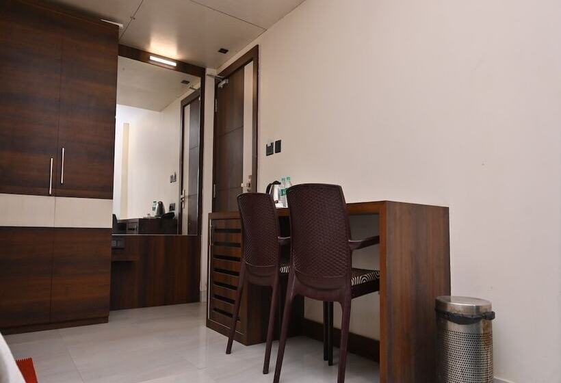 בית מלון כפרי Silver Land New Digha