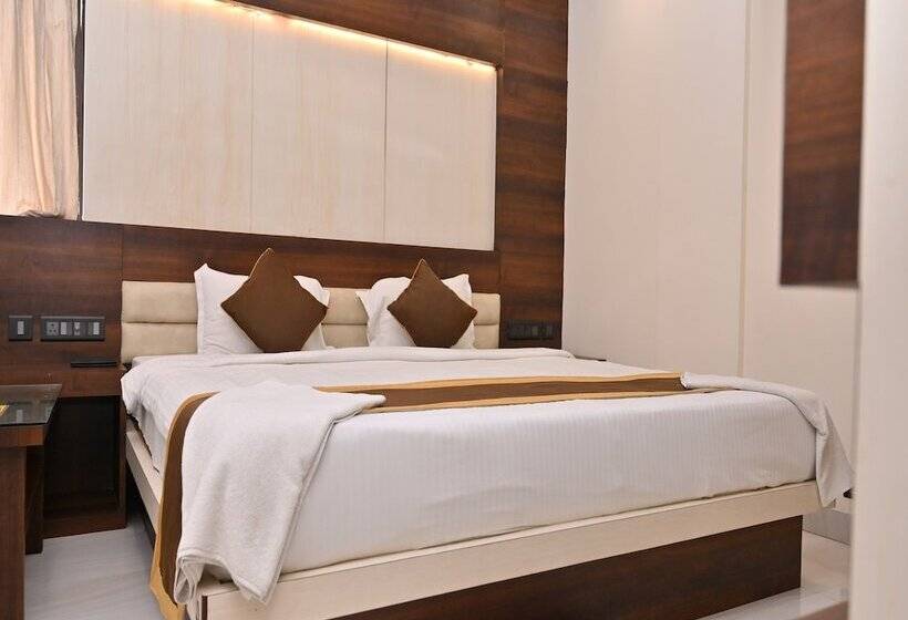 בית מלון כפרי Silver Land New Digha