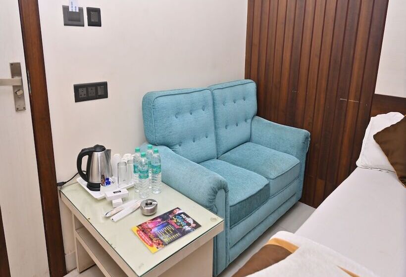 בית מלון כפרי Silver Land New Digha