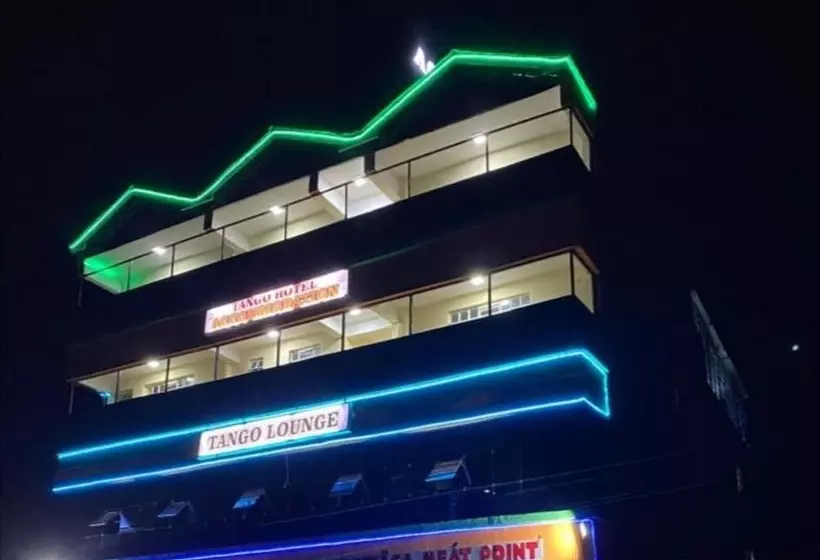 هتل Tango