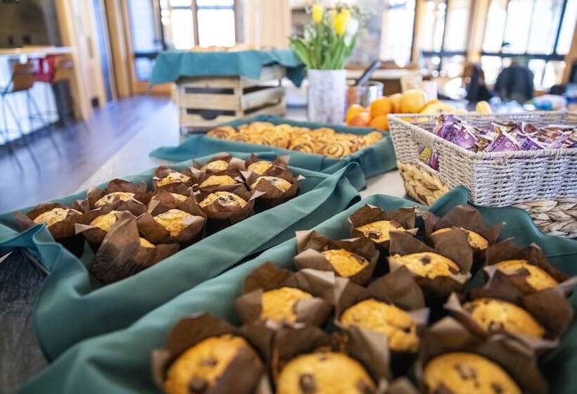 فندق Terramor Outdoor Resort