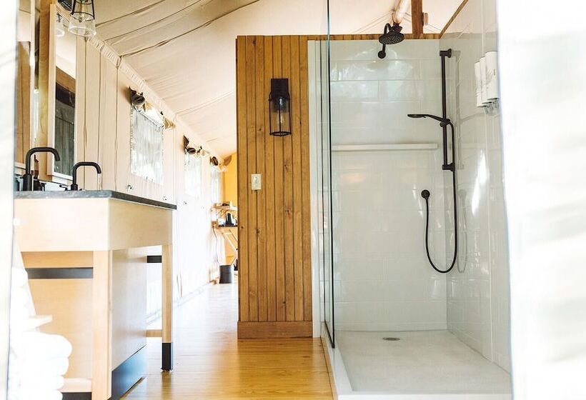 فندق Terramor Outdoor Resort