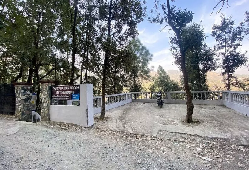 Hotelli The Canadian Woods Resort