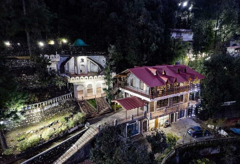 酒店 The Canadian Woods Resort