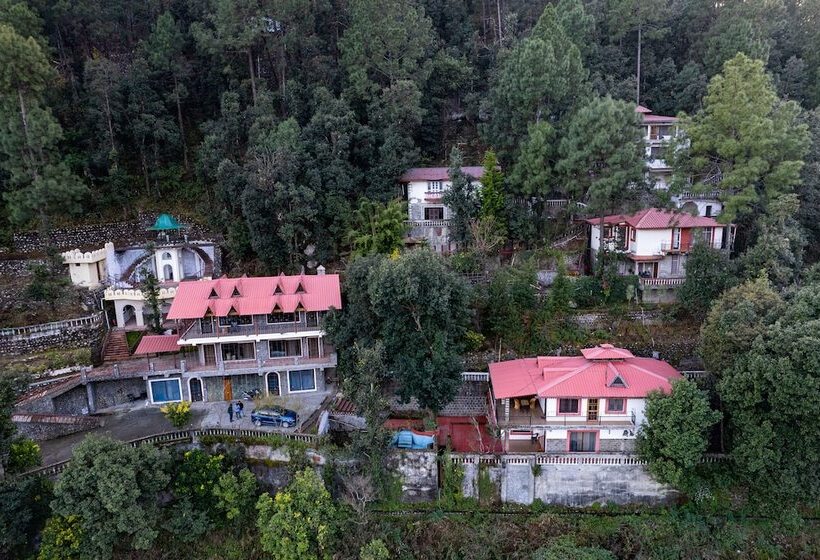 酒店 The Canadian Woods Resort